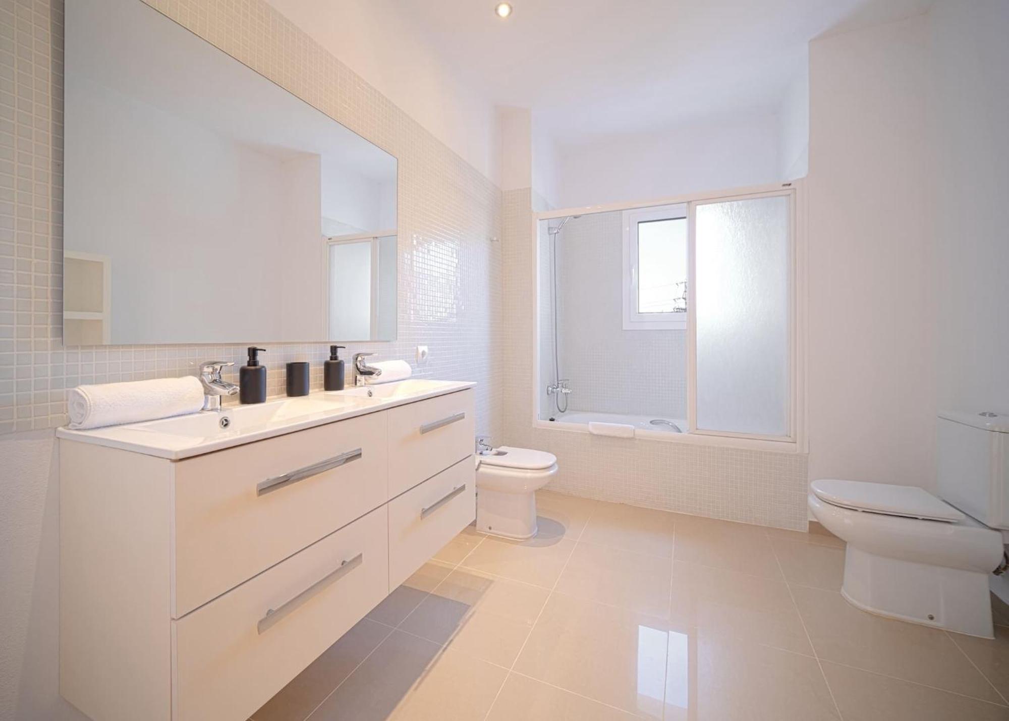 Villa Romeo 2Km From Ibiza Town And 1Km From Talamanca Beach Santa Eularia des Riu Exterior photo